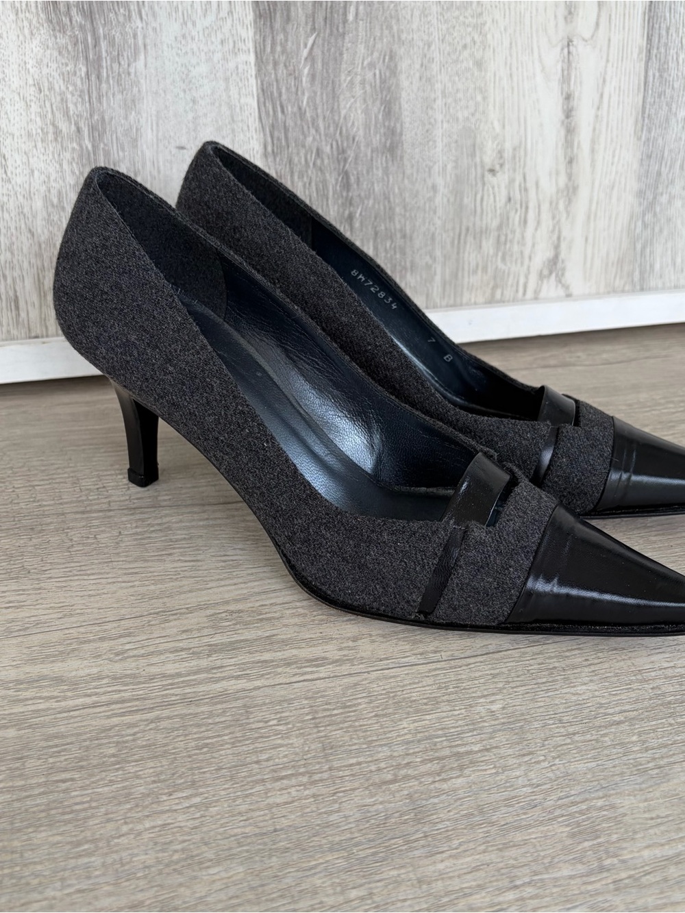 Stuart Weitzman Pointed Toe Heels Pumps Women's 7 Black Gray Academia City